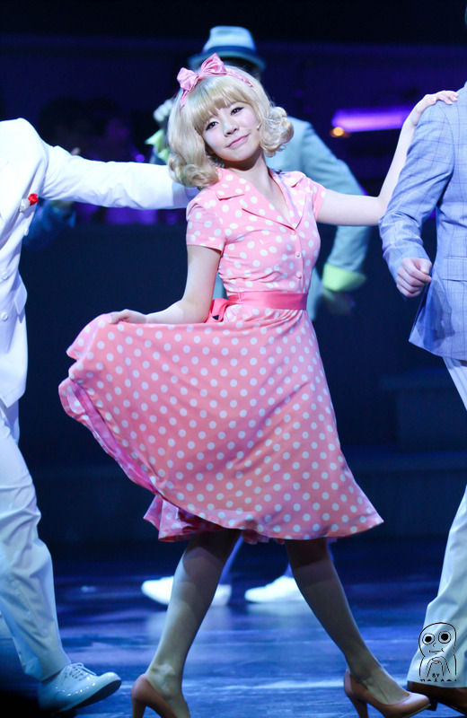 [OTHER][12-06-2012]Selca mới nhất của Sunny và Park Kwang Hyun tại hậu trường "Catch Me If You Can"  - Page 15 131D11494FD92573242ECE