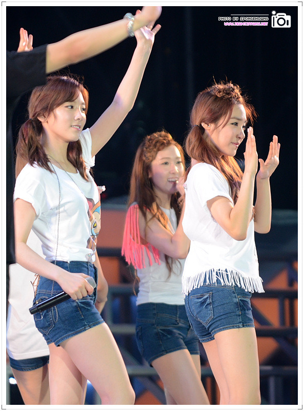 [PIC][18-08-2012]Hình ảnh mới nhất từ "SMTOWN in Seoul" của SNSD  - Page 25 1963BD3A5033BB720A3E9F