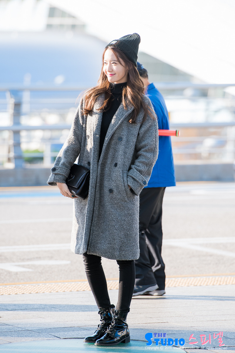 [PIC][31-10-2015]YoonA khởi hành đi Đài Loan để tham dự Fansign cho thương hiệu "H:CONNECT" vào sáng nay - Page 3 2318693C5634A41817F03E