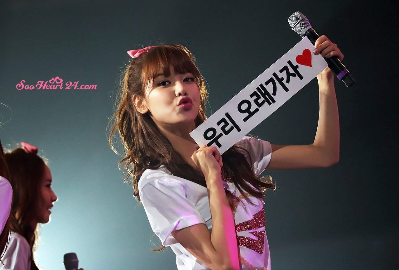 [PIC][08/09-06-2013]Hình ảnh mới nhất từ "2013 Girls' Generation's World Tour – Girls & Peace" tại Seoul, Hàn Quốc trong 2 ngày của SNSD + Selca từ hậu trường Concert của các thành viên và nhiều nghệ sĩ khác - Page 13 2453583951BE663A35E66C