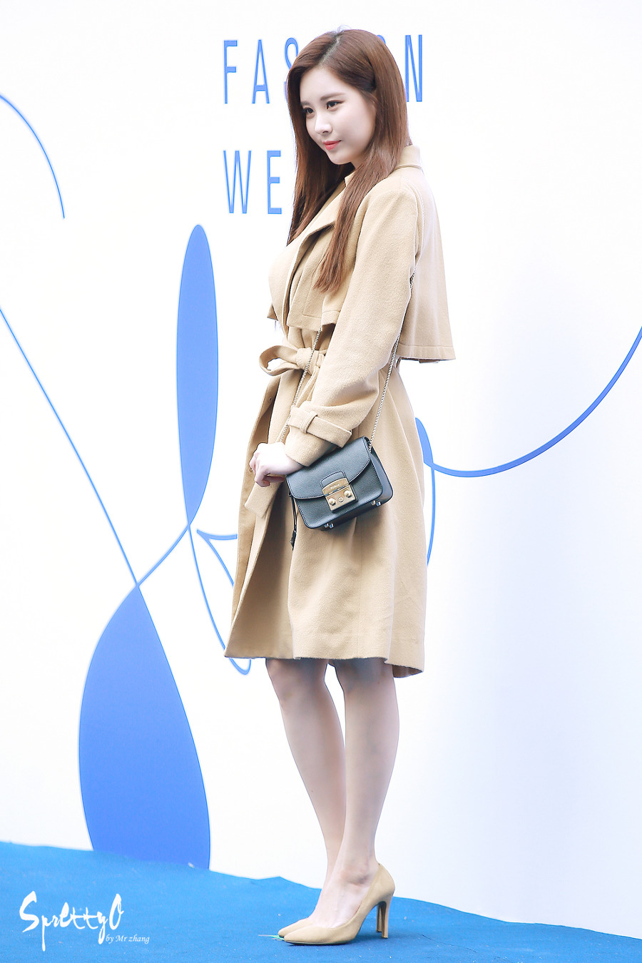 [PIC][19-10-2015]SeoHyun tham dự "HERA SEOUL FASHION WEEK S/S 2016 'THE STUDIO K'" vào trưa nay 245F48365624AA6F04EDCA