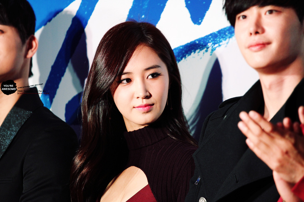[PIC][25-10-2013]Yuri và dàn diễn viên "No Breathing" xuất hiện tại buổi công chiếu VIP vào tối nay + Tất cả các thành viên SNSD đến ủng hộ cho cô - Page 2 25119744526B245735C65A