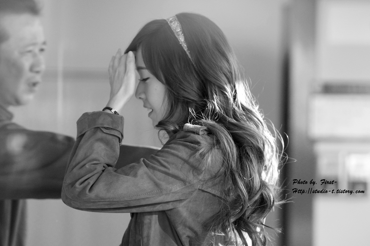 [OTHER][20-01-2012]Jessica tại trường quay của bộ phim "Wild Romance" - Page 21 1426F3404F463F89192321
