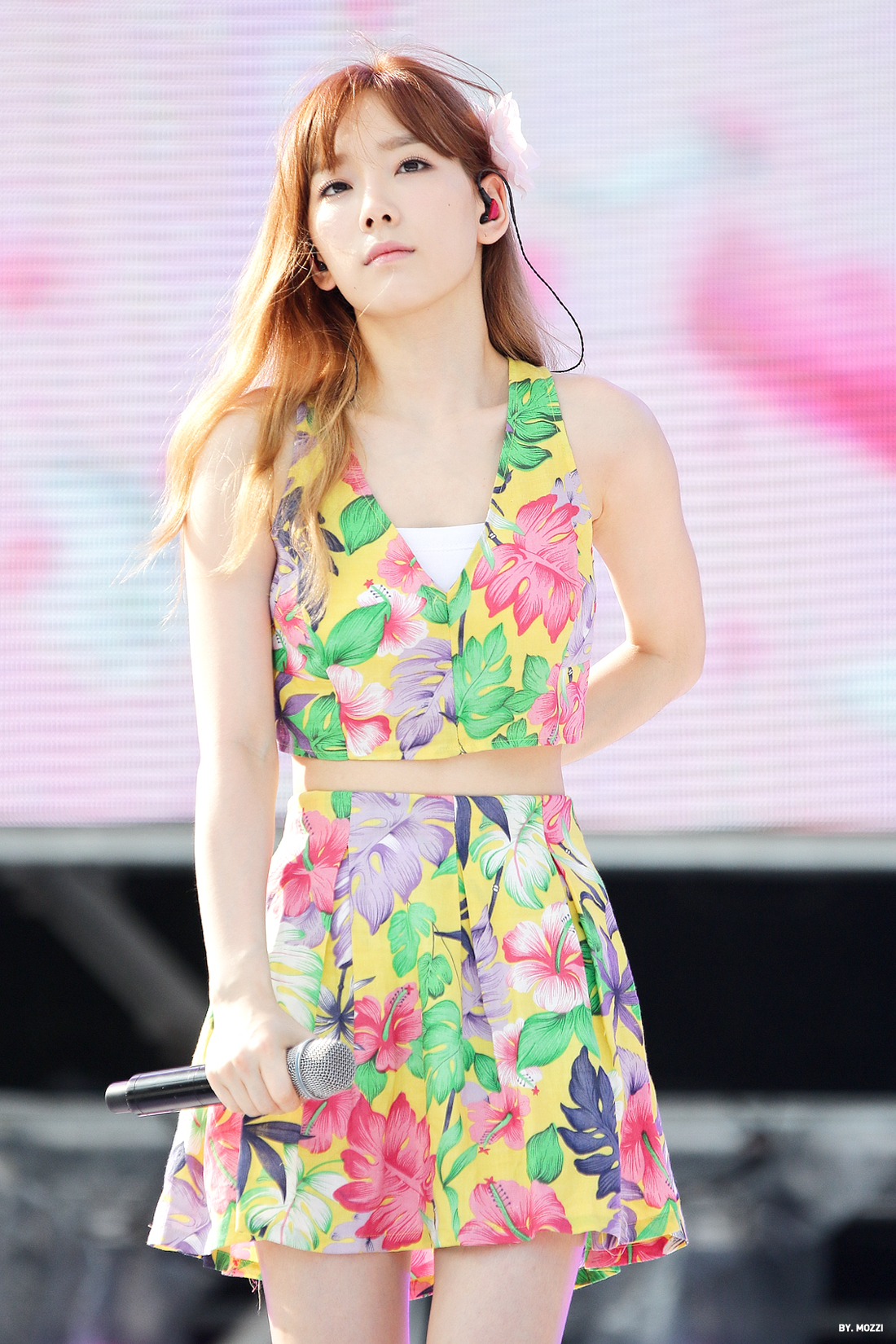 [PIC][30-07-2014]TaeTiSeo biểu diễn tại "BlueOne WaterPark Kpop Dream Festival" vào chều nay 22703F3953D90BCB16AC55